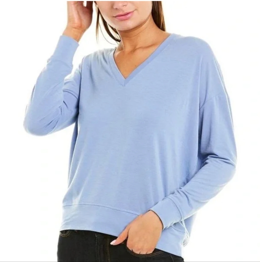 Vince Long Sleeve V-Neck Top in Blue Size Small